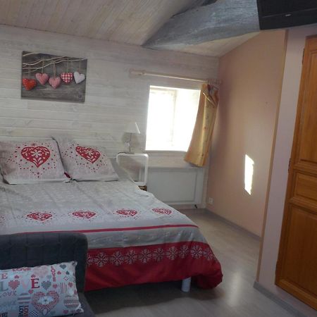 Au Coeur De La Nature Saint-Malo-du-Bois Ngoại thất bức ảnh
